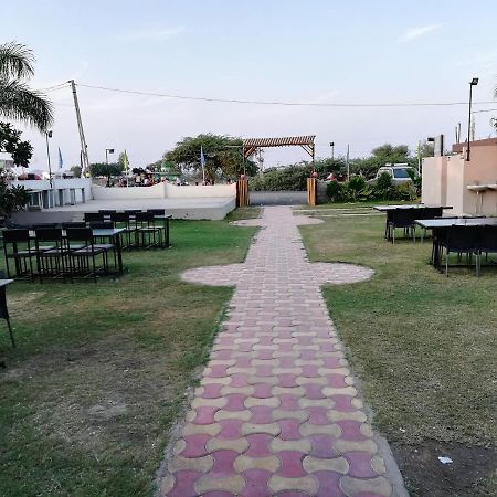 Hotel Shiv Regency Kukma Bagian luar foto