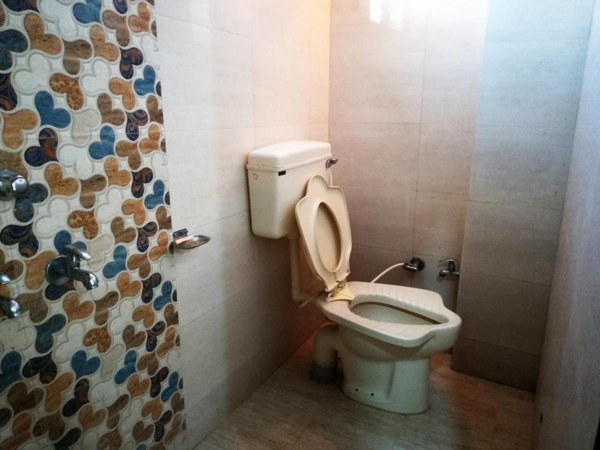Hotel Shiv Regency Kukma Bagian luar foto