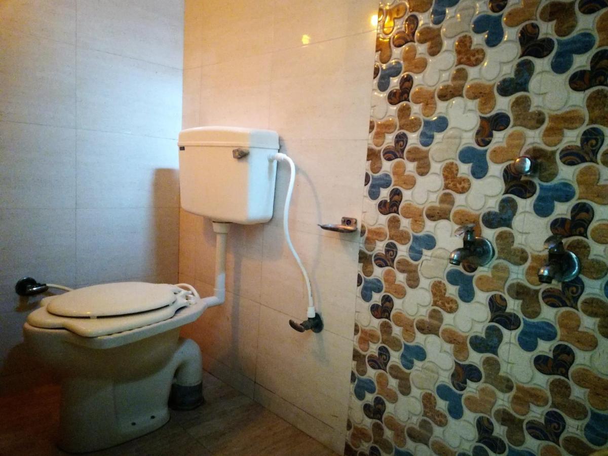 Hotel Shiv Regency Kukma Bagian luar foto