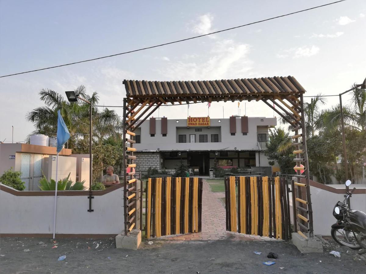 Hotel Shiv Regency Kukma Bagian luar foto