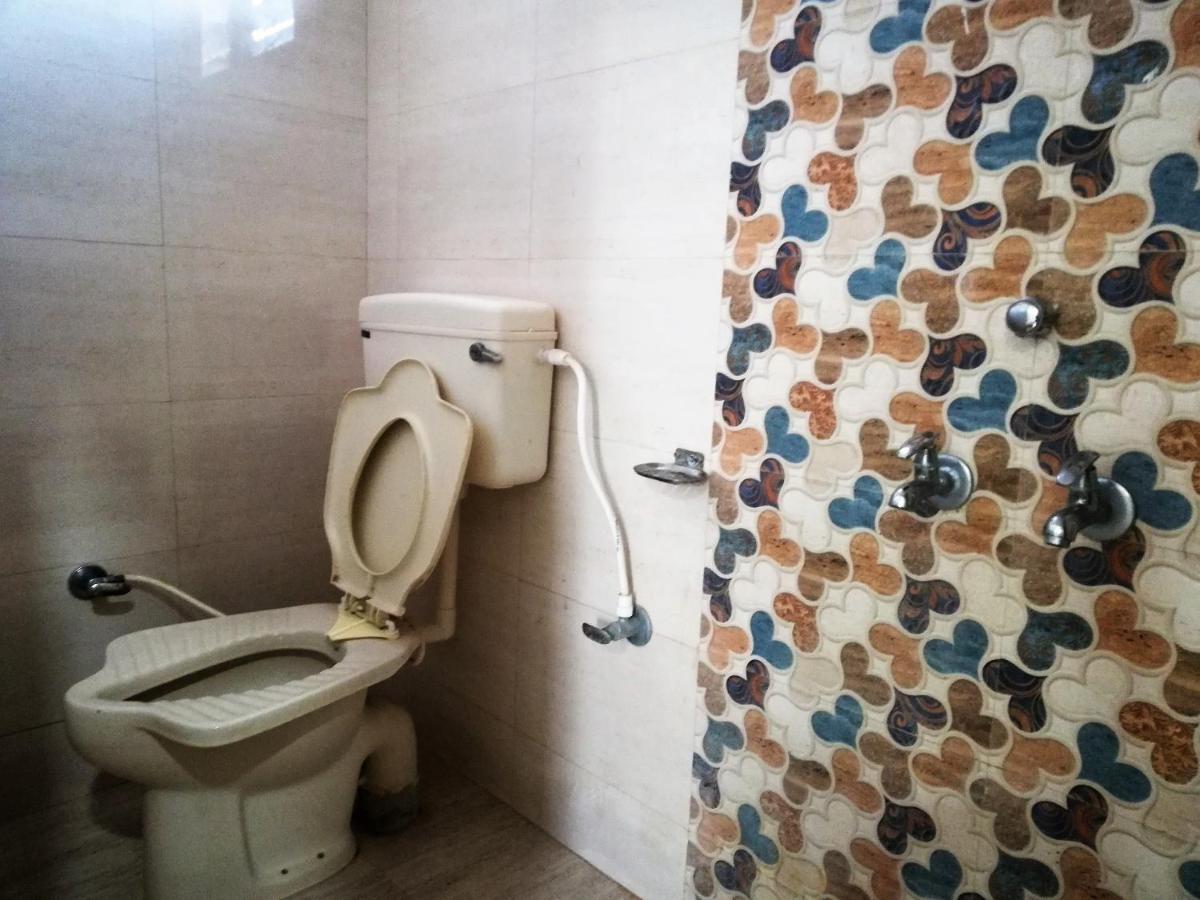 Hotel Shiv Regency Kukma Bagian luar foto